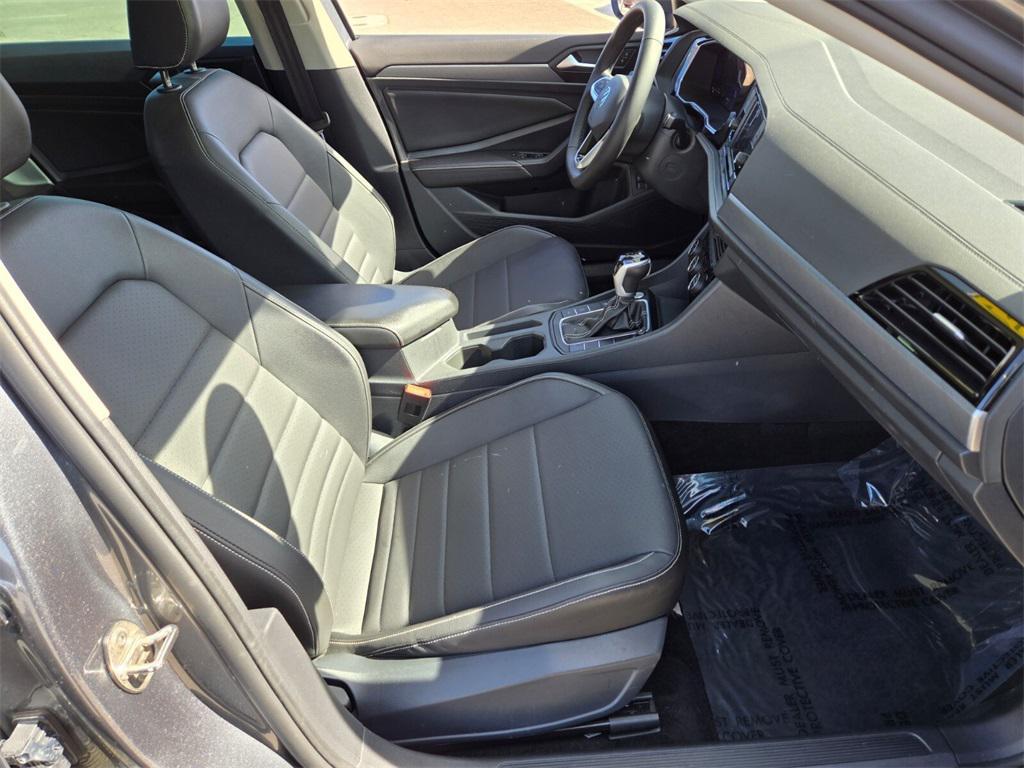 used 2024 Volkswagen Jetta car, priced at $20,587