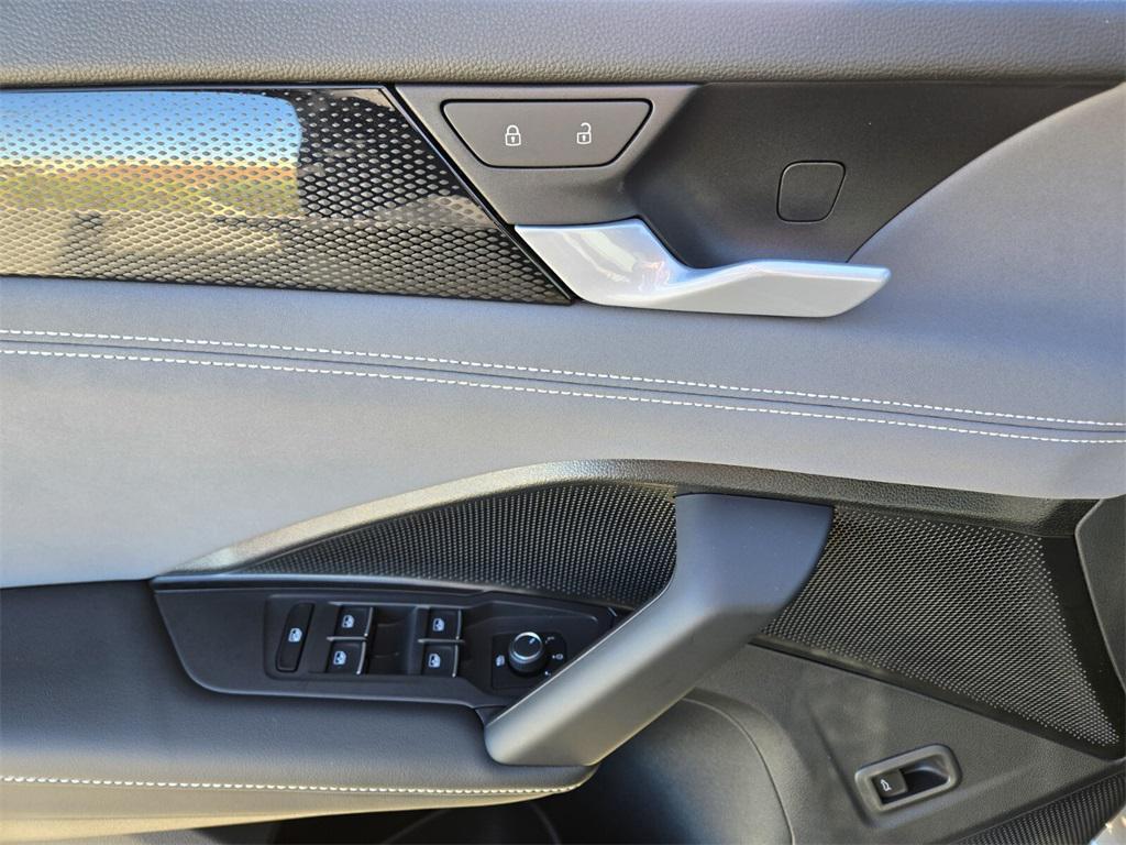 new 2026 Volkswagen Tiguan car, priced at $35,945