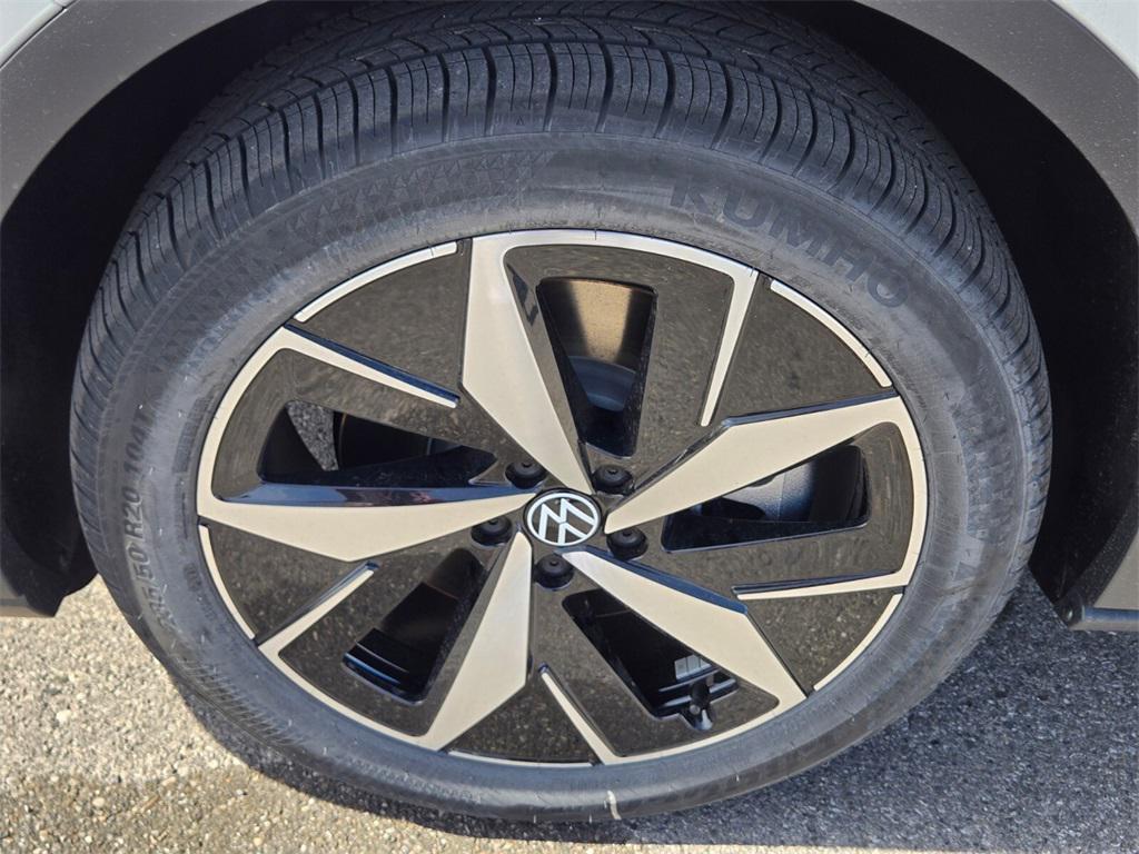 new 2026 Volkswagen ID.4 car, priced at $49,775