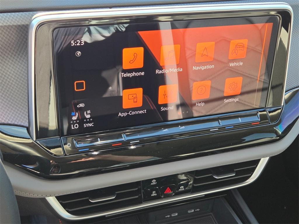 new 2026 Volkswagen Atlas car, priced at $44,716