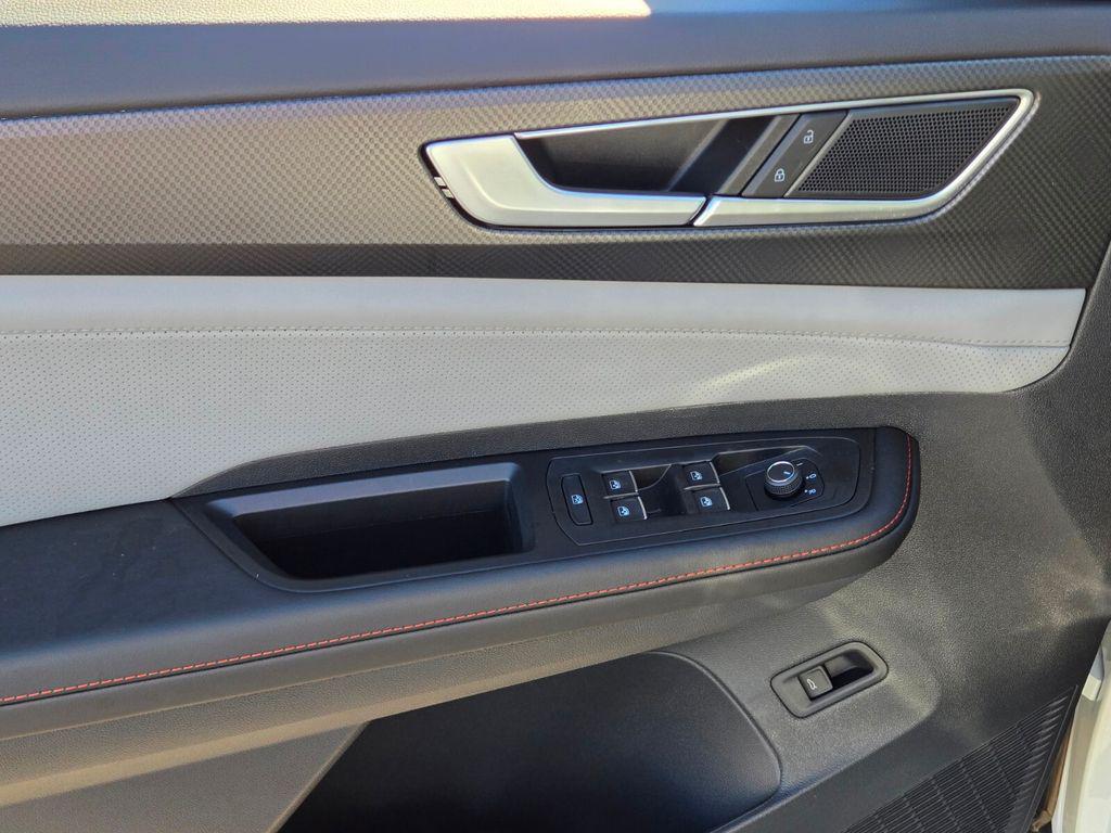 new 2026 Volkswagen Atlas car, priced at $46,203