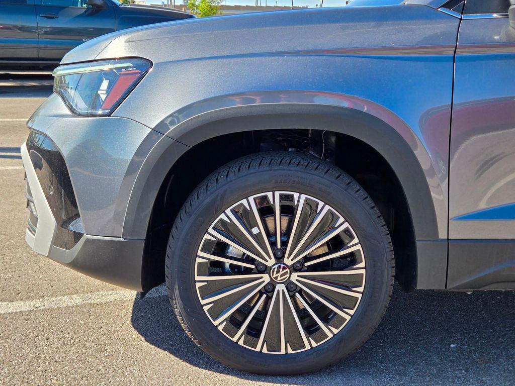 new 2026 Volkswagen Taos car, priced at $27,897