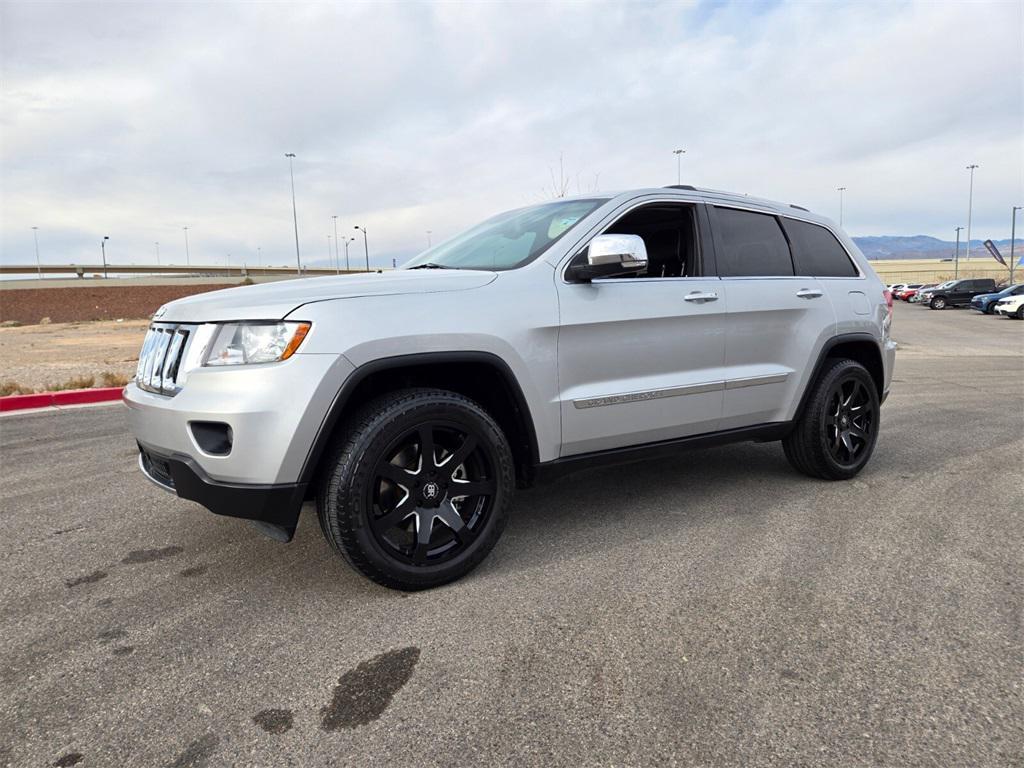 used 2013 Jeep Grand Cherokee car, priced at $10,997