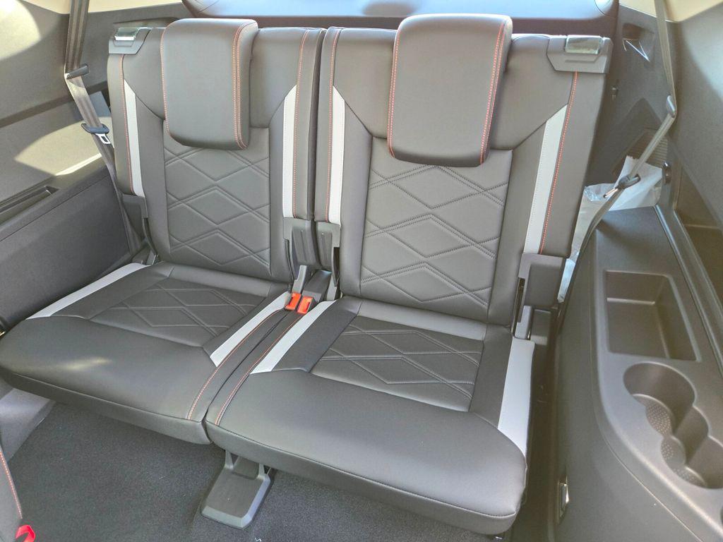 new 2026 Volkswagen Atlas car, priced at $43,871