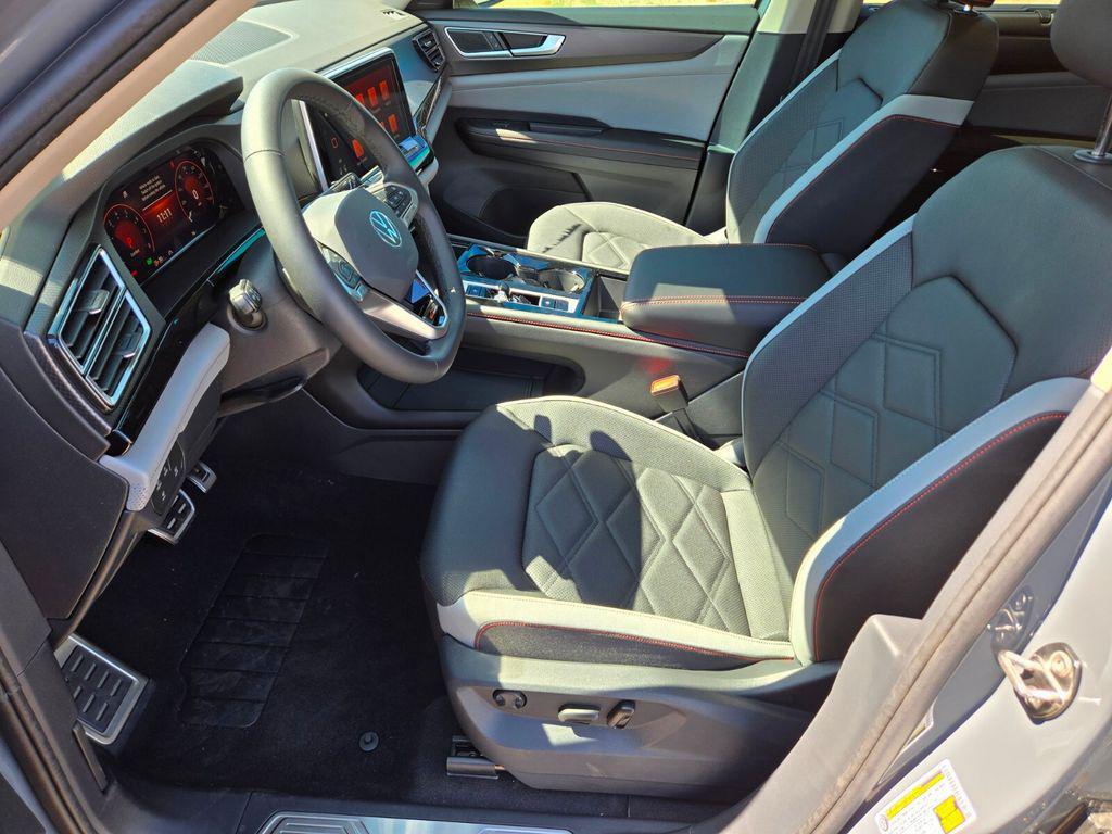 new 2026 Volkswagen Atlas car, priced at $44,343