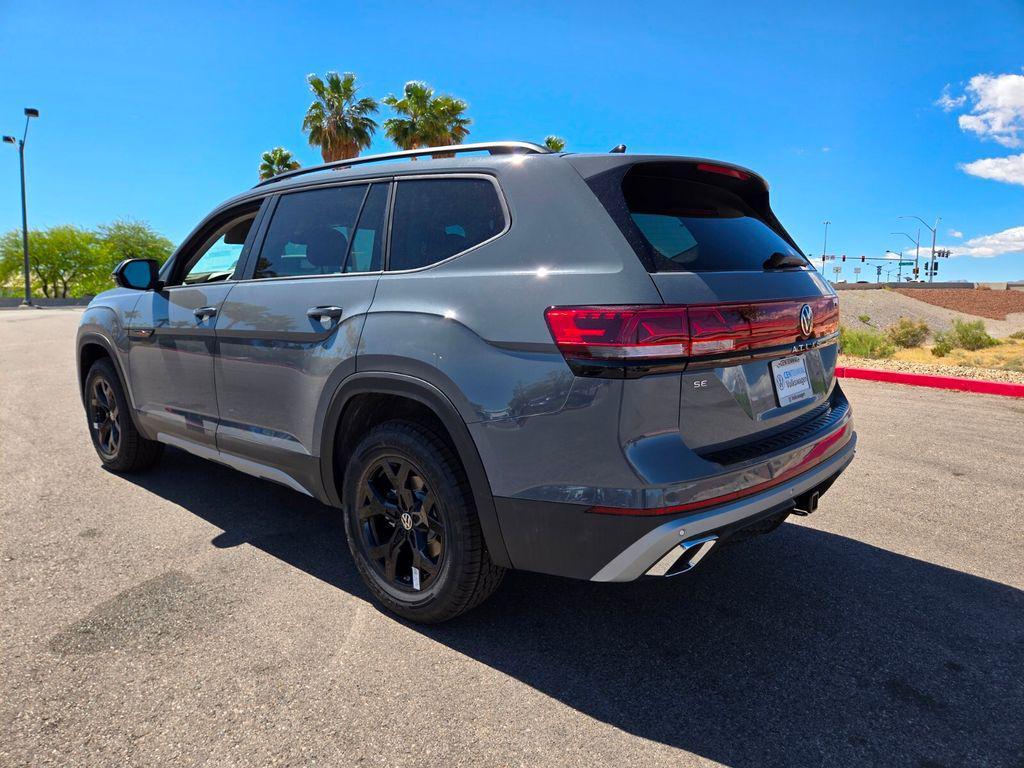 new 2026 Volkswagen Atlas car, priced at $44,343