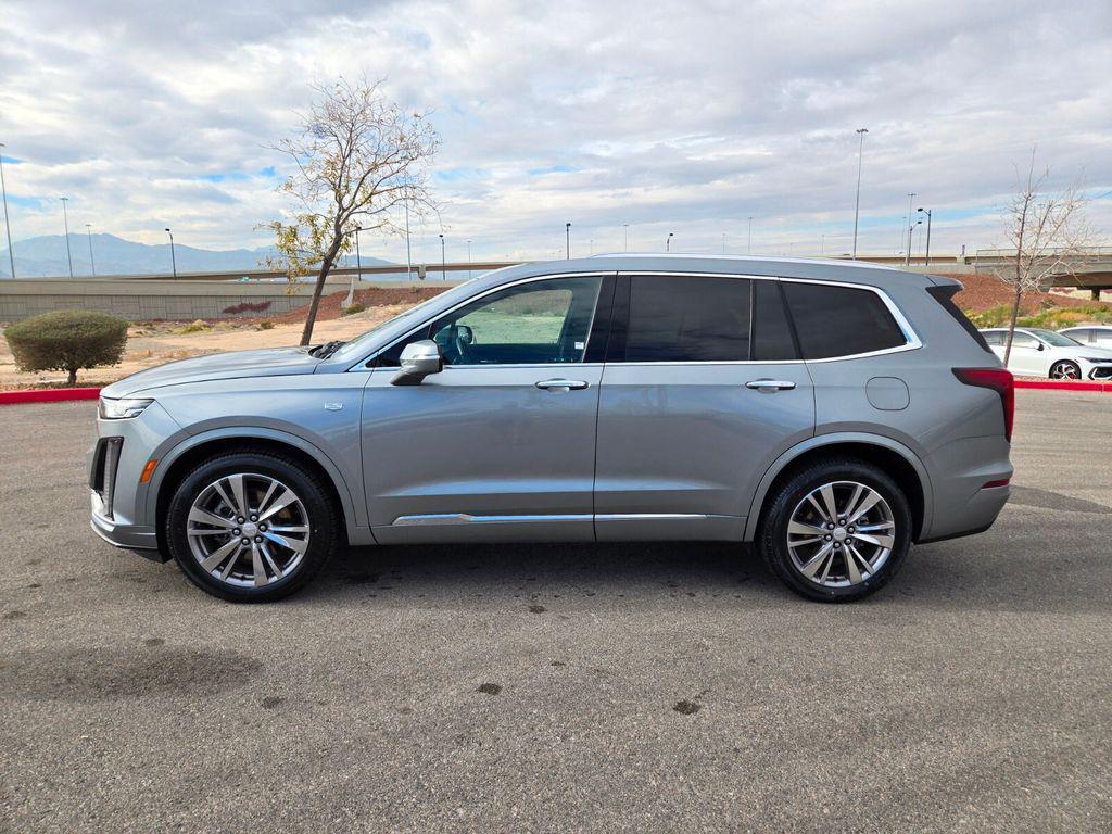 used 2024 Cadillac XT6 car, priced at $36,987