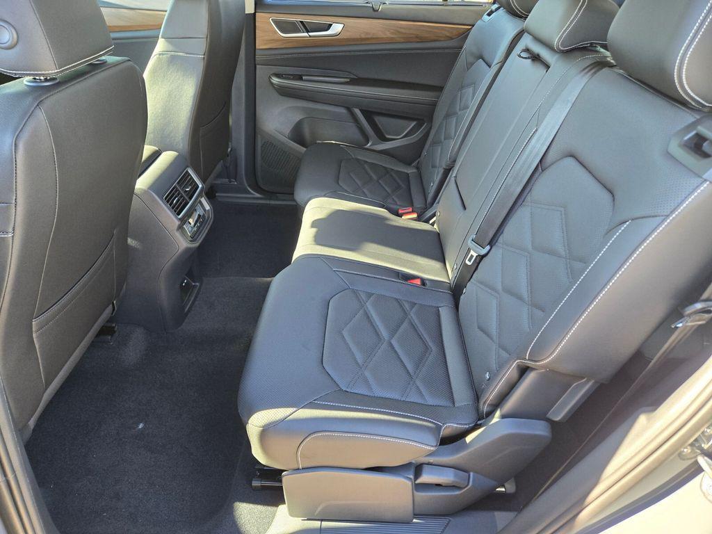 new 2026 Volkswagen Atlas car, priced at $42,647