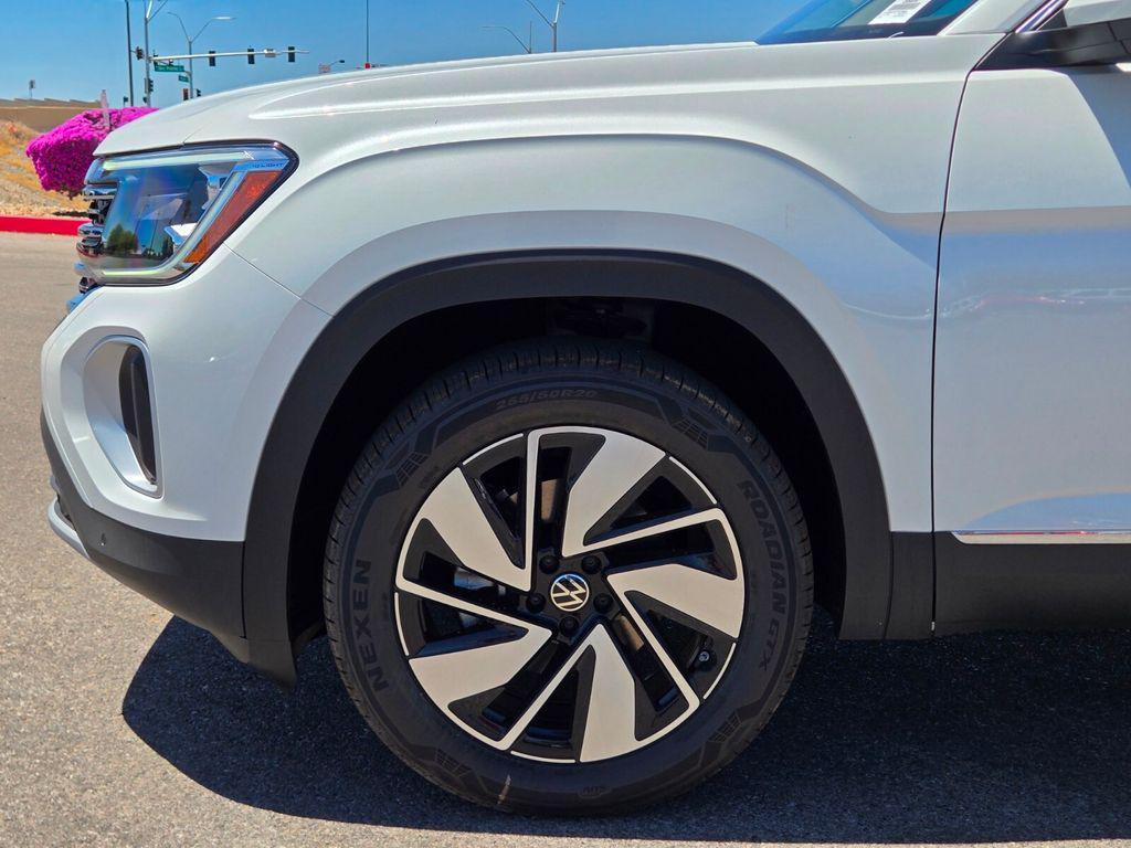 new 2026 Volkswagen Atlas car, priced at $48,036