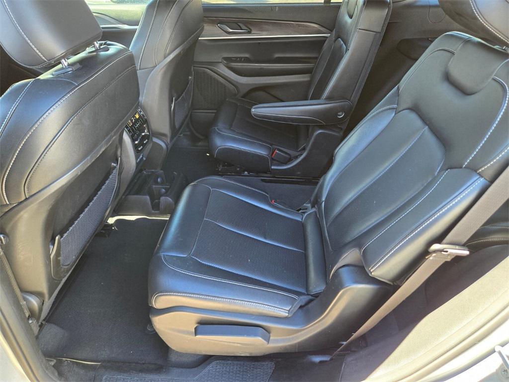 used 2024 Jeep Grand Cherokee L car, priced at $29,997