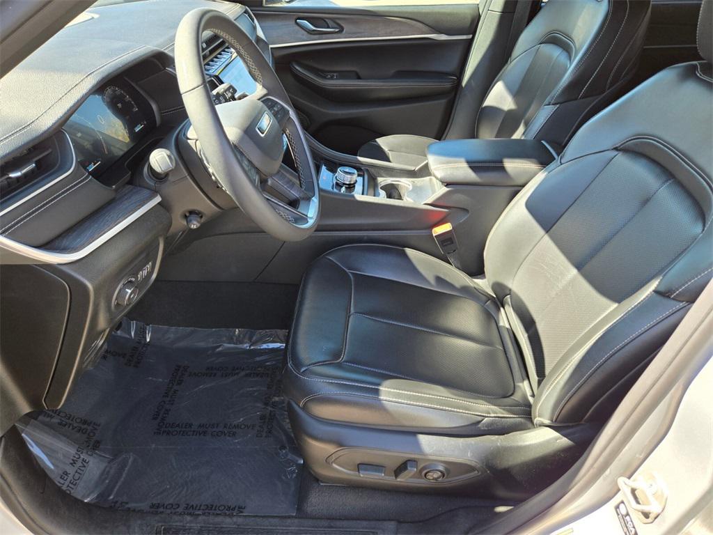 used 2024 Jeep Grand Cherokee L car, priced at $29,997