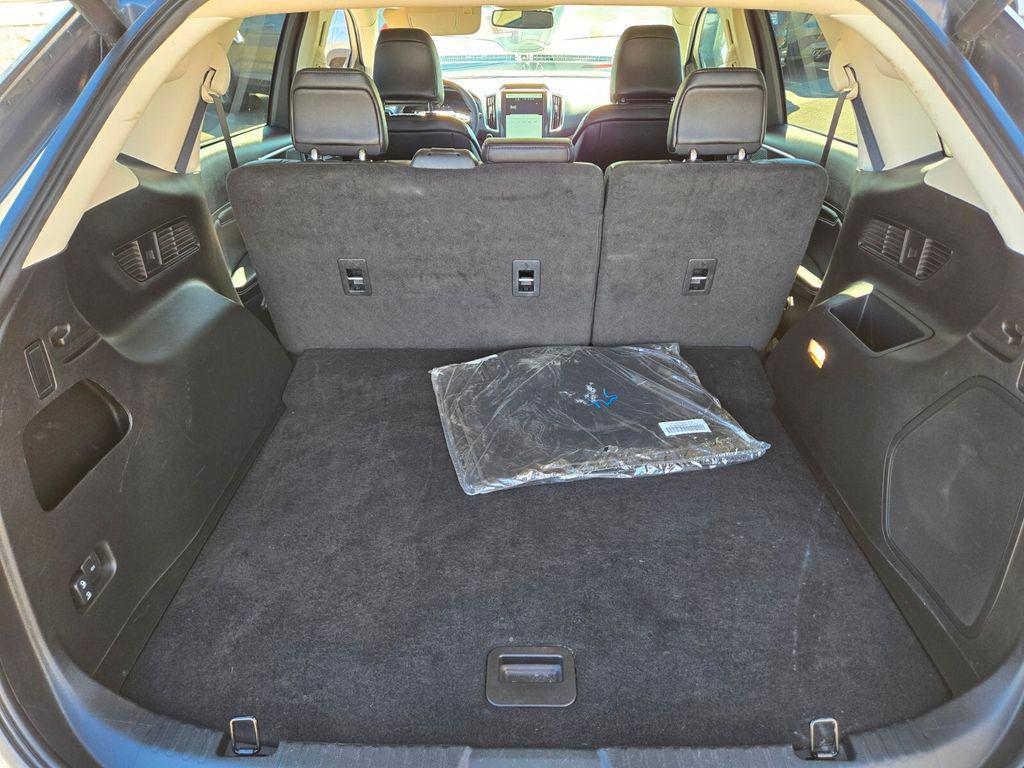used 2024 Ford Edge car, priced at $26,487
