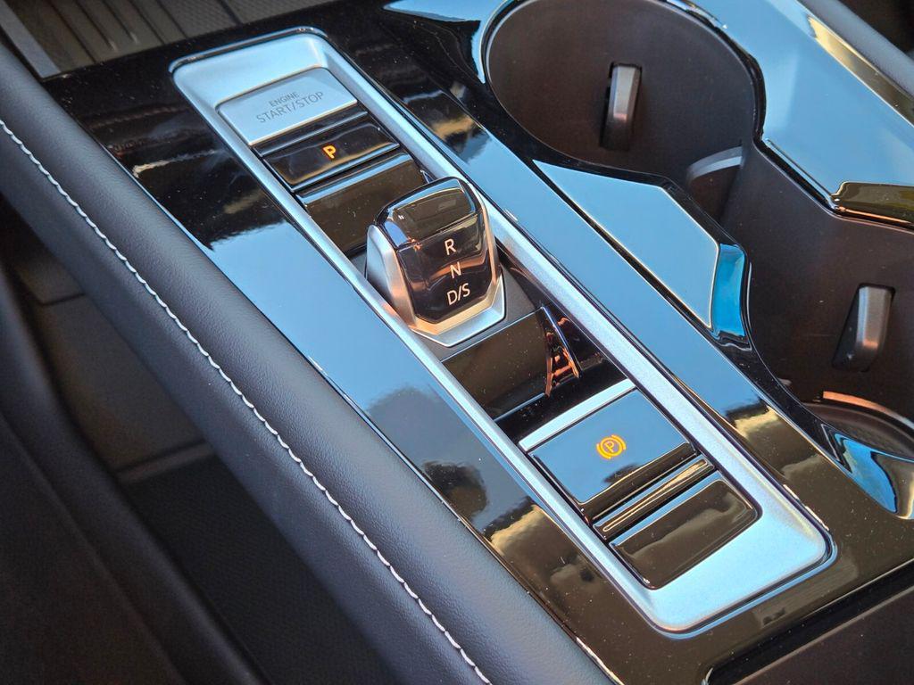new 2026 Volkswagen Atlas car, priced at $44,409