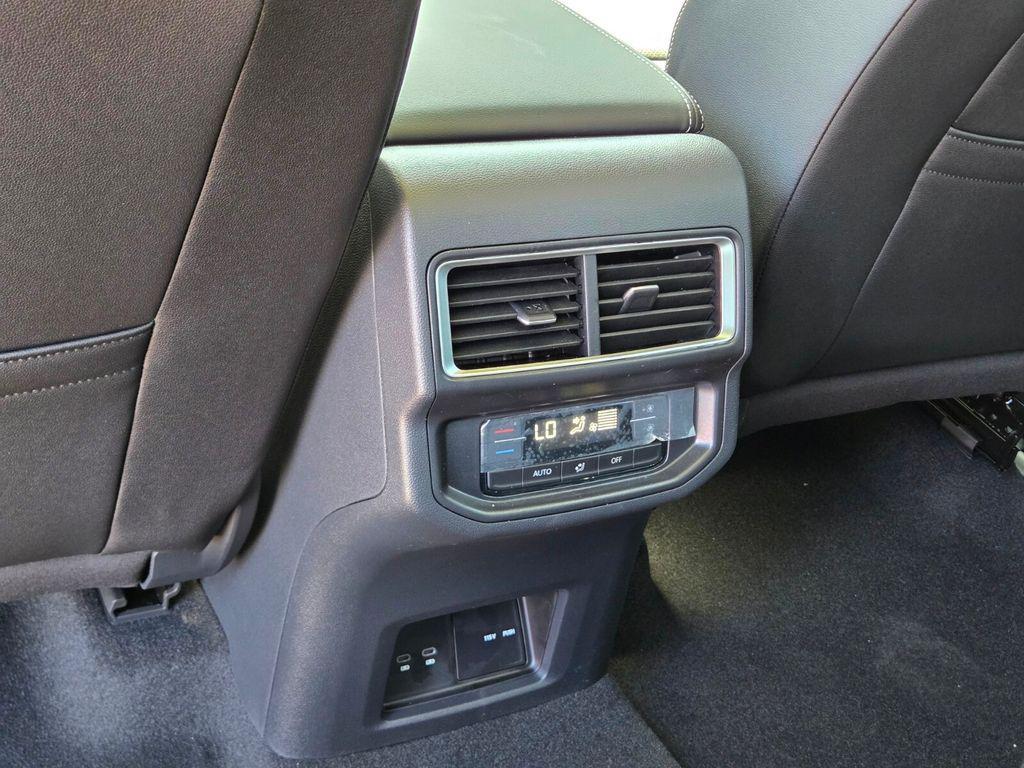 new 2026 Volkswagen Atlas car, priced at $42,321