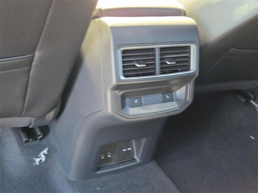 new 2026 Volkswagen Atlas Cross Sport car, priced at $47,007