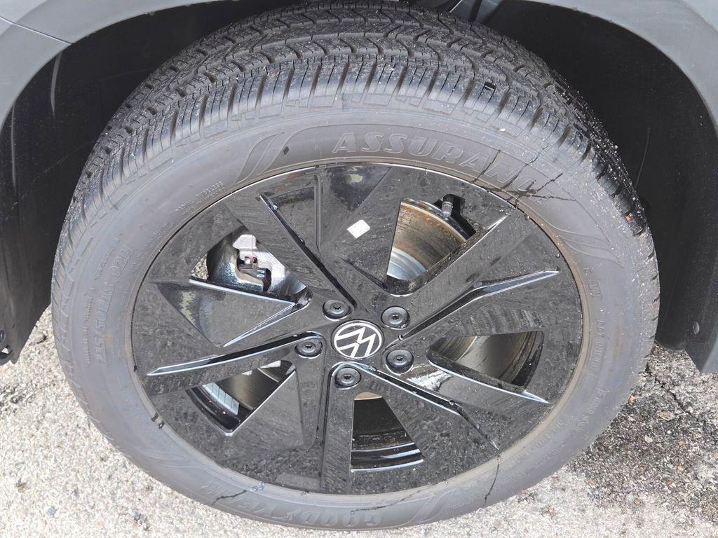 new 2026 Volkswagen Taos car, priced at $29,386