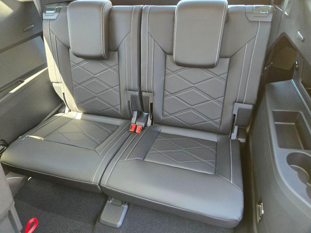 new 2026 Volkswagen Atlas car, priced at $39,933