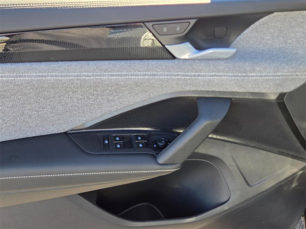 new 2026 Volkswagen Tiguan car, priced at $30,237