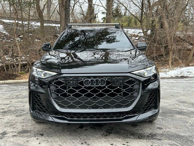 used 2025 Audi RS Q8 car, priced at $139,900