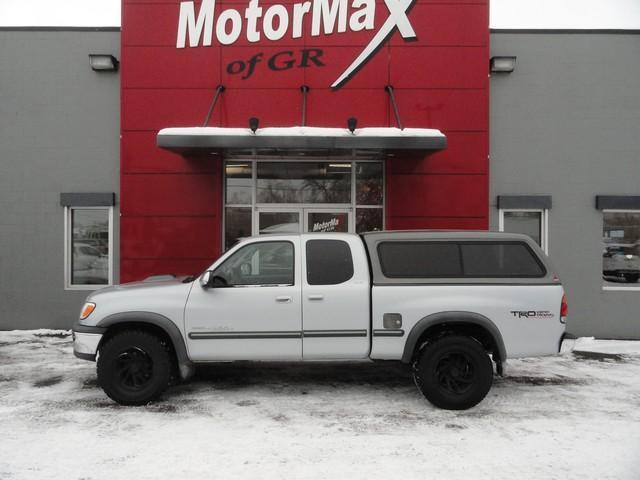used 2000 Toyota Tundra car, priced at $6,455