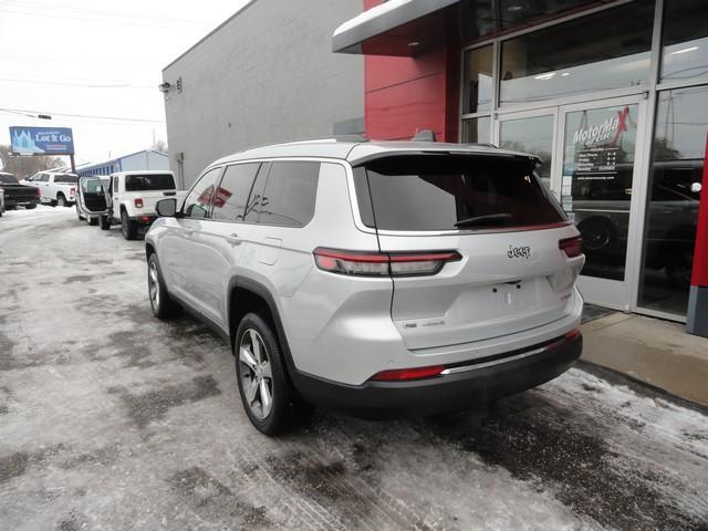 used 2021 Jeep Grand Cherokee L car, priced at $25,875