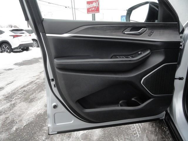 used 2021 Jeep Grand Cherokee L car, priced at $25,875