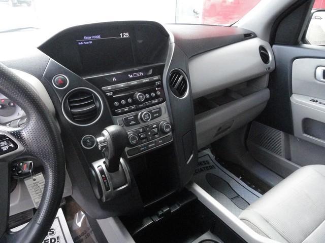 used 2013 Honda Pilot car, priced at $7,855