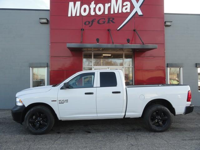 used 2022 Ram 1500 Classic car, priced at $22,455