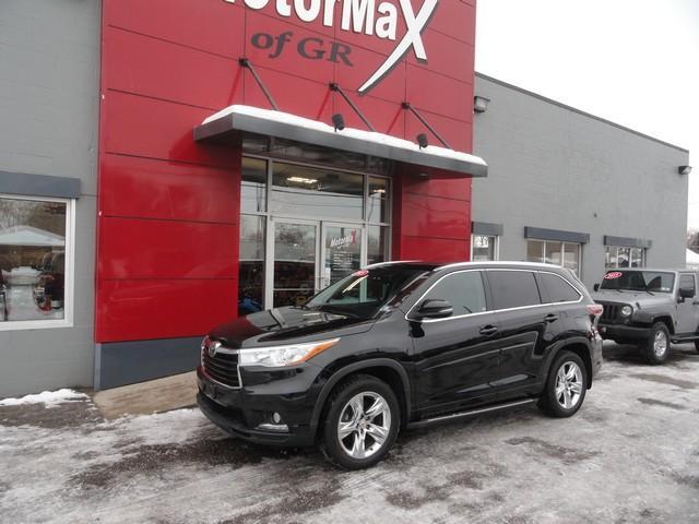 used 2015 Toyota Highlander car, priced at $16,875