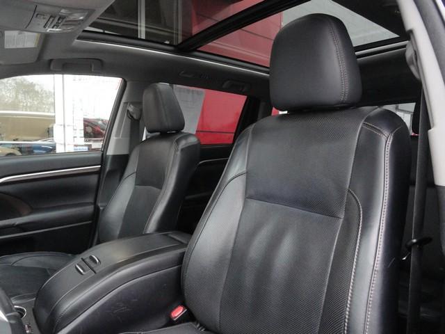 used 2015 Toyota Highlander car, priced at $16,875