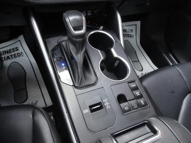 used 2023 Toyota Highlander Hybrid car, priced at $28,875