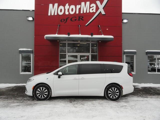 used 2023 Chrysler Pacifica Hybrid car, priced at $23,875