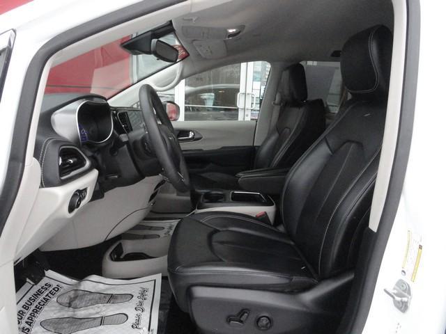 used 2023 Chrysler Pacifica Hybrid car, priced at $23,875