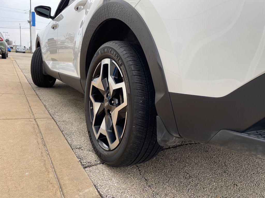 used 2023 Hyundai SANTA CRUZ car, priced at $25,642