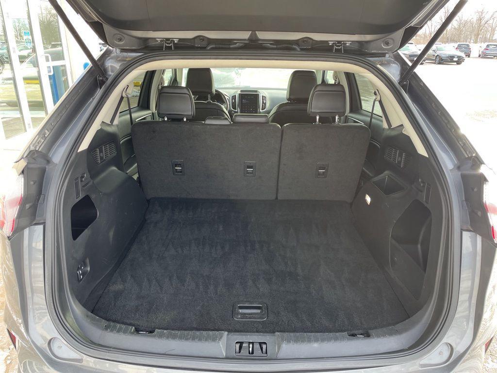 used 2024 Ford Edge car, priced at $24,244