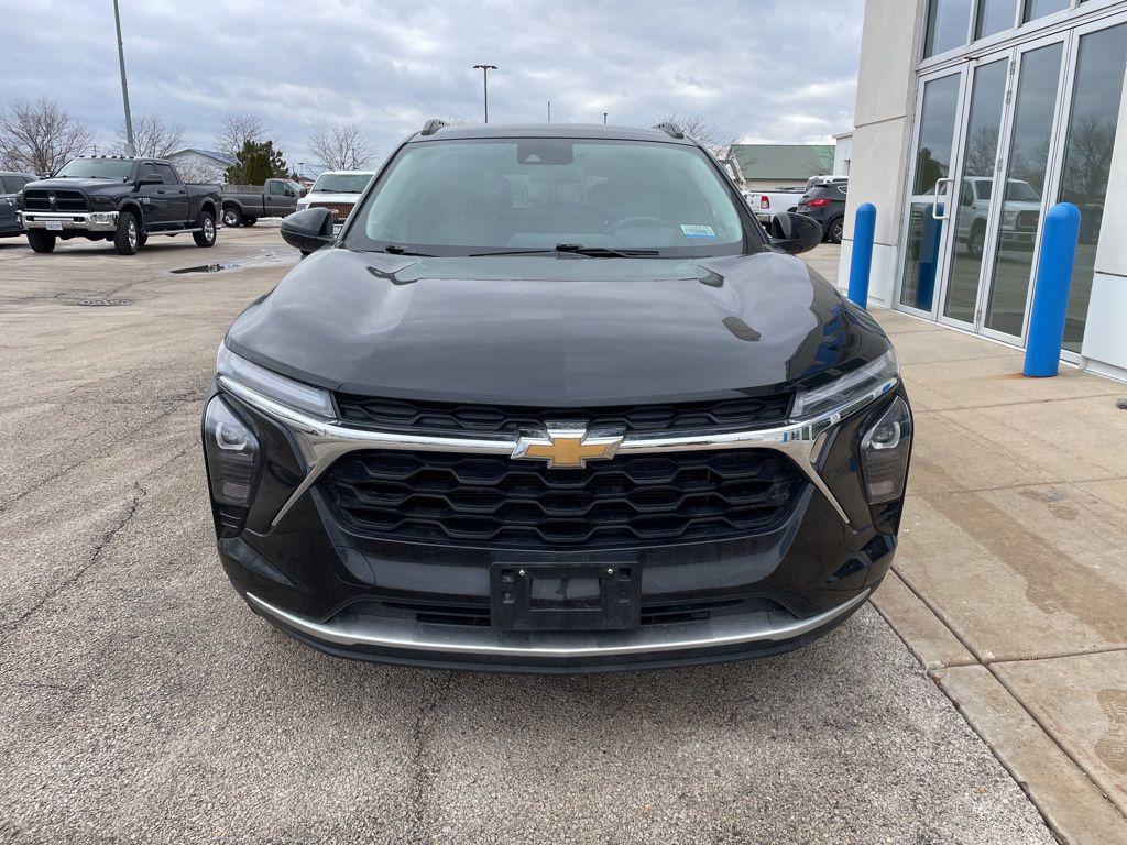 used 2024 Chevrolet Trax car, priced at $17,467