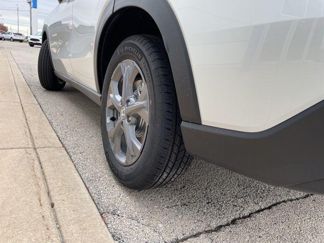 new 2026 Honda HR-V car, priced at $28,420