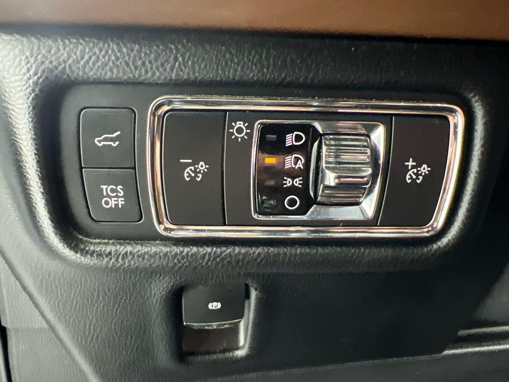 used 2021 Lincoln Nautilus car, priced at $25,986