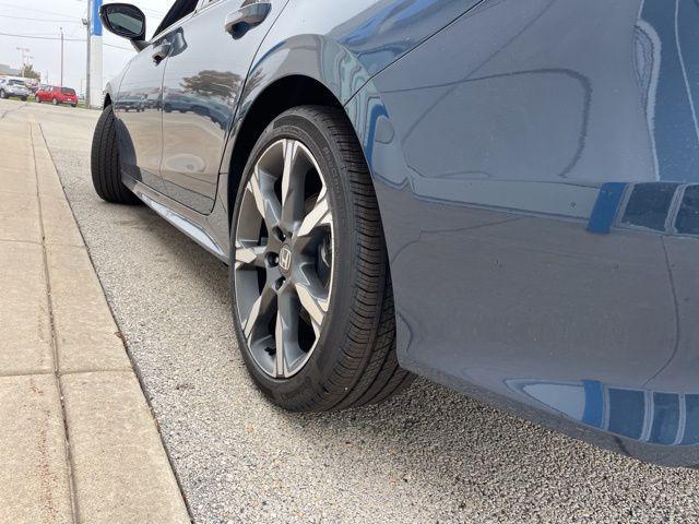 new 2026 Honda Civic Hybrid car, priced at $31,922