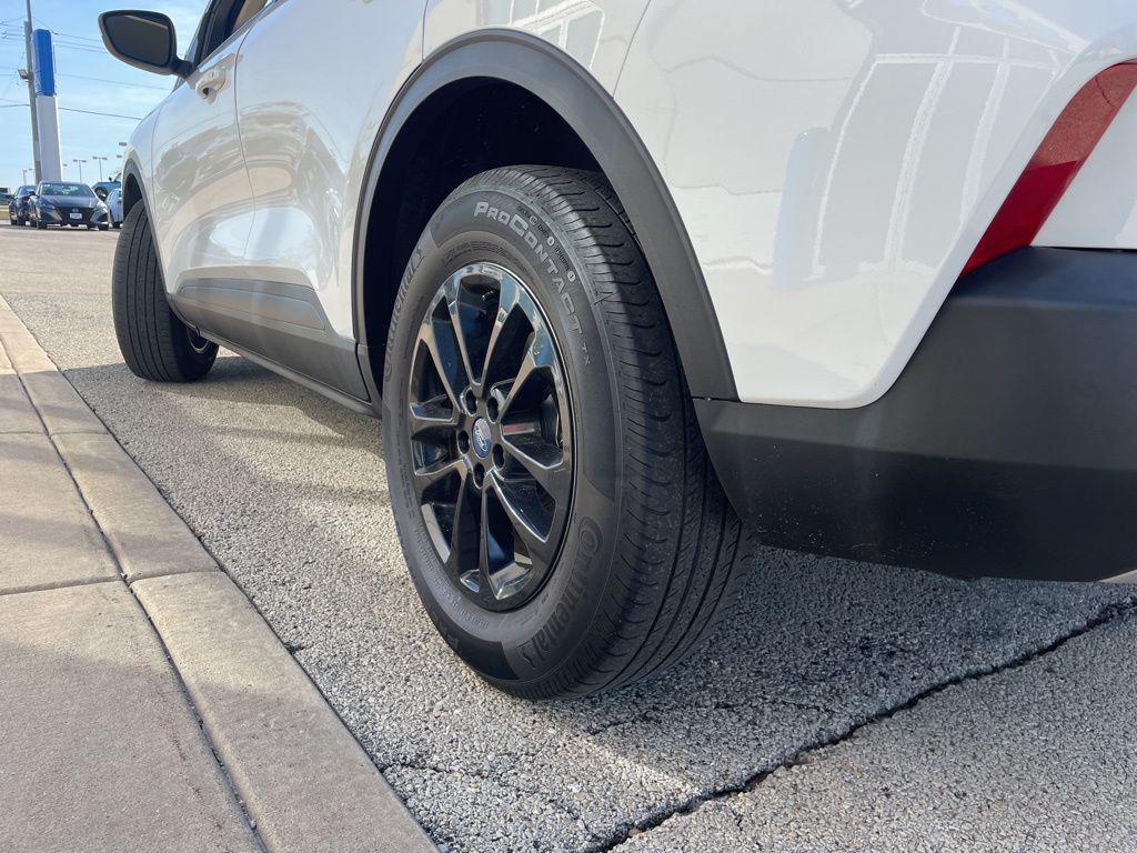 used 2020 Ford Escape car, priced at $16,291