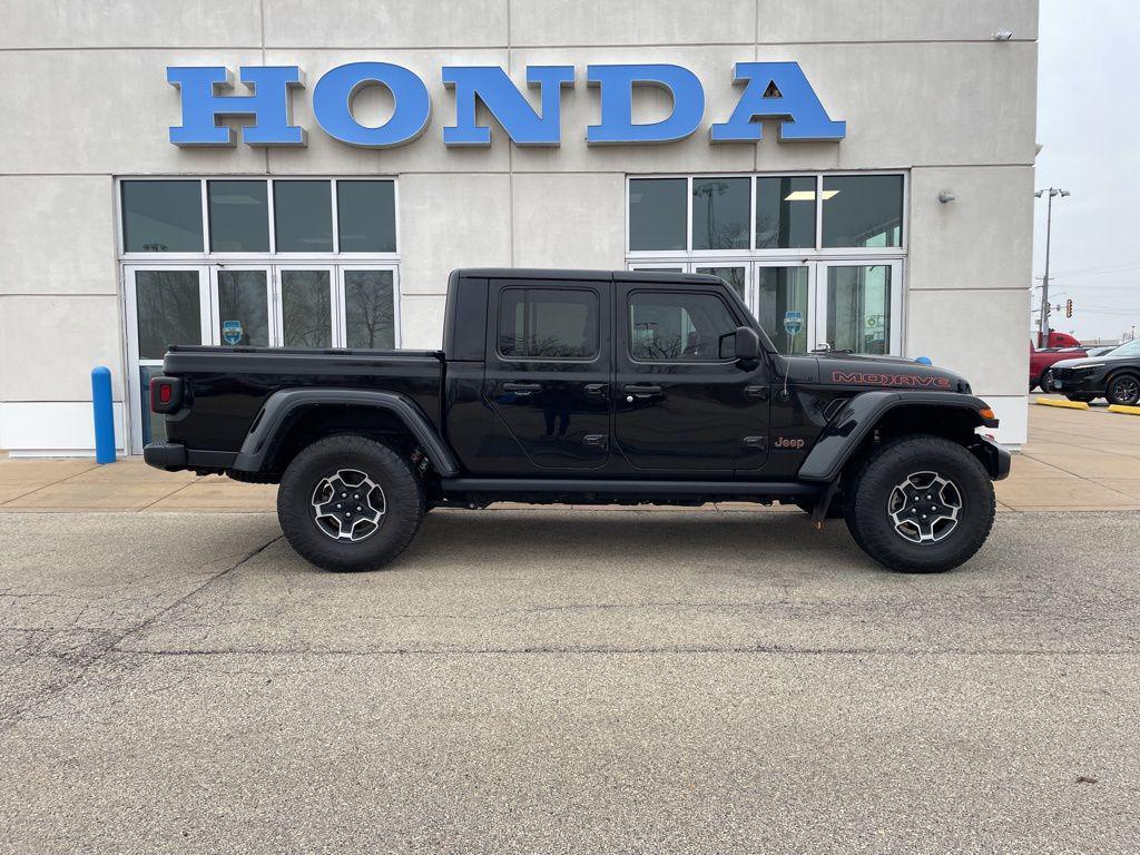 used 2021 Jeep Gladiator car, priced at $34,528