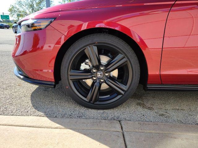 new 2025 Honda Accord Hybrid car, priced at $35,162