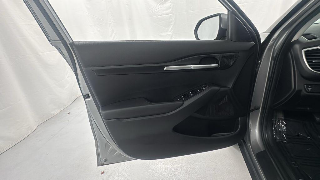 used 2023 Kia Seltos car, priced at $18,987