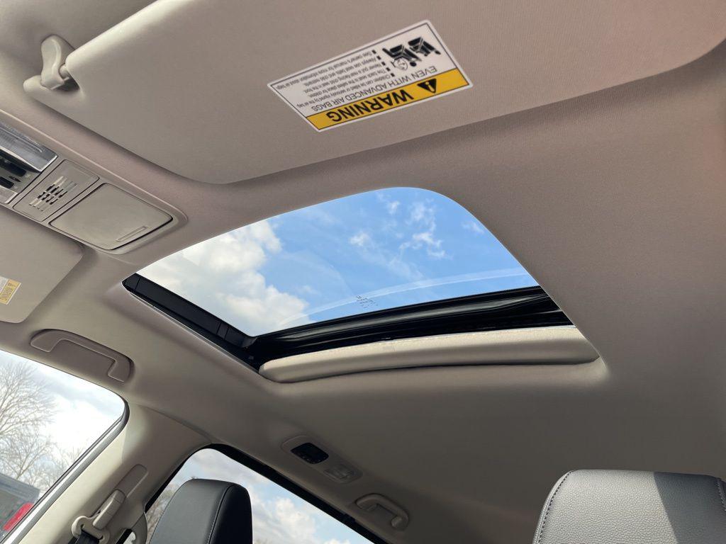 new 2026 Honda Odyssey car, priced at $42,510