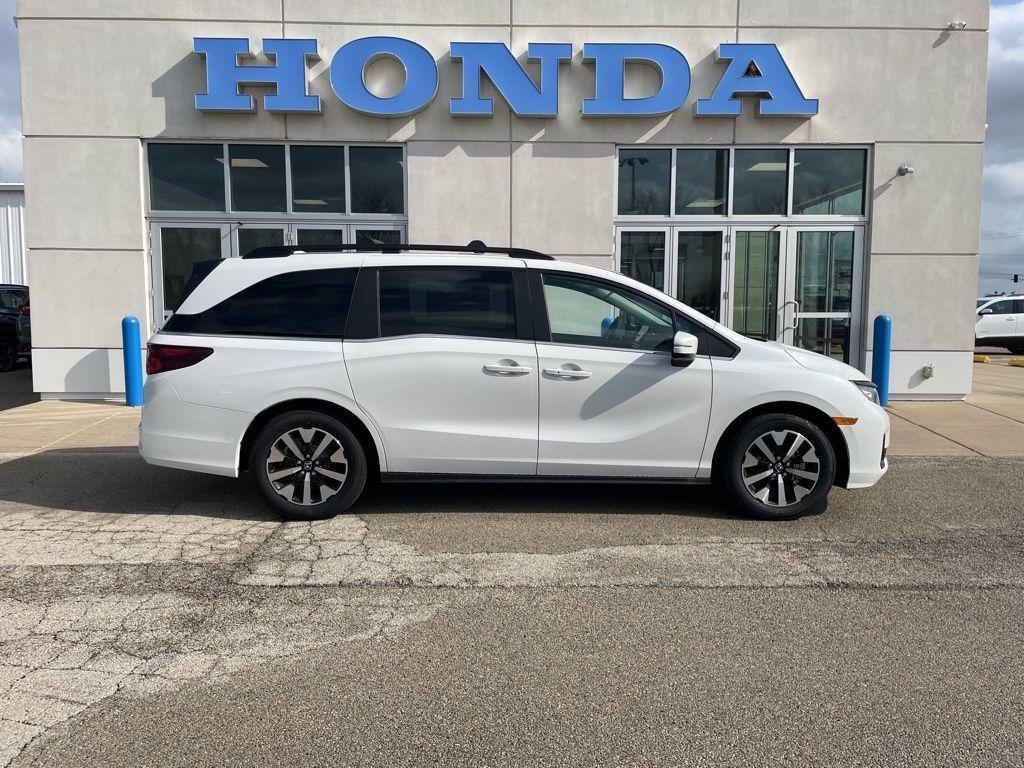 new 2026 Honda Odyssey car, priced at $42,510