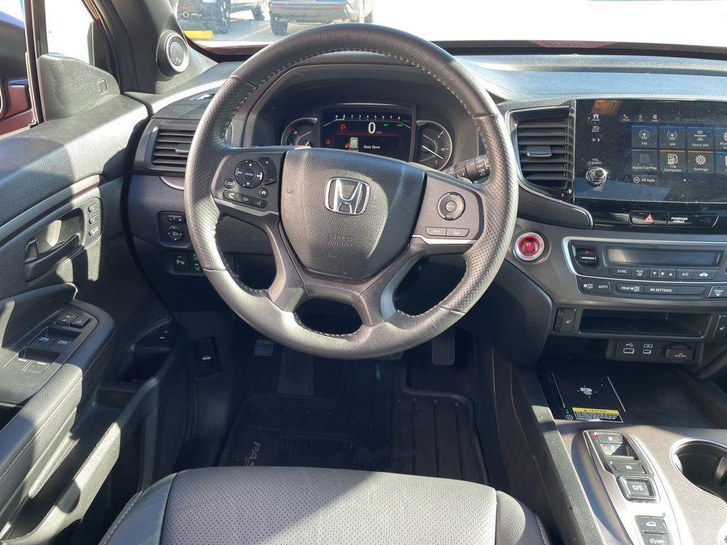 used 2025 Honda Passport car, priced at $36,412