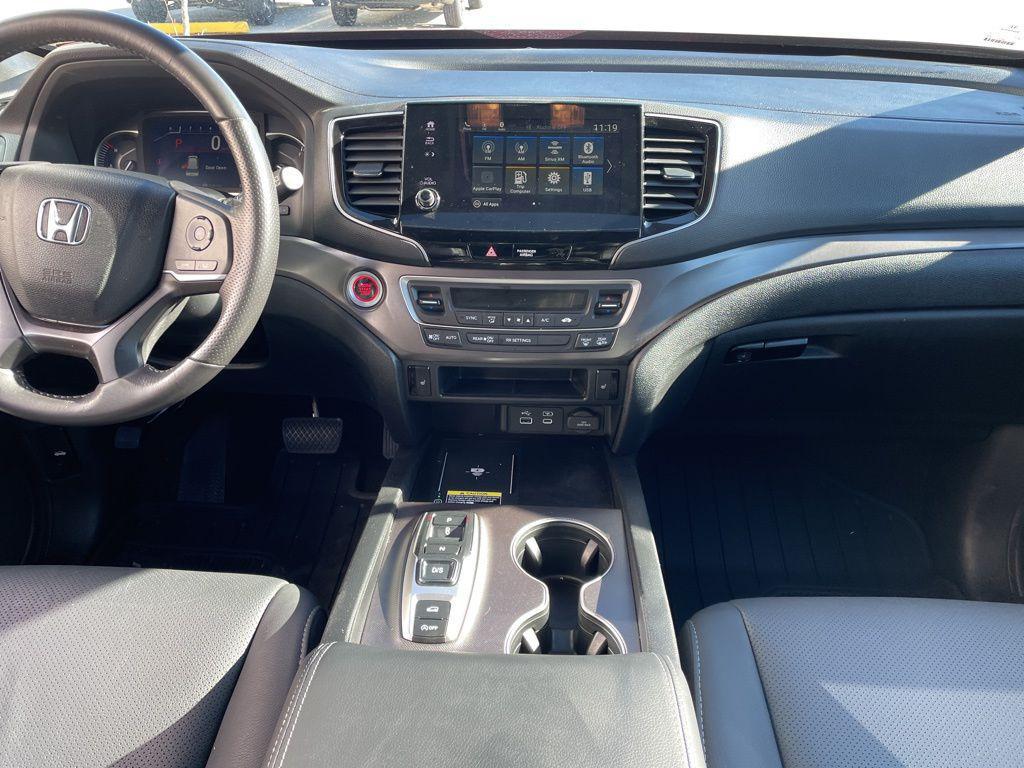 used 2025 Honda Passport car, priced at $36,412