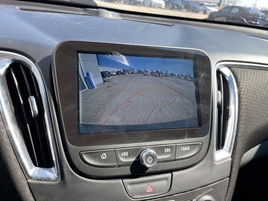 used 2018 Chevrolet Malibu car, priced at $9,499