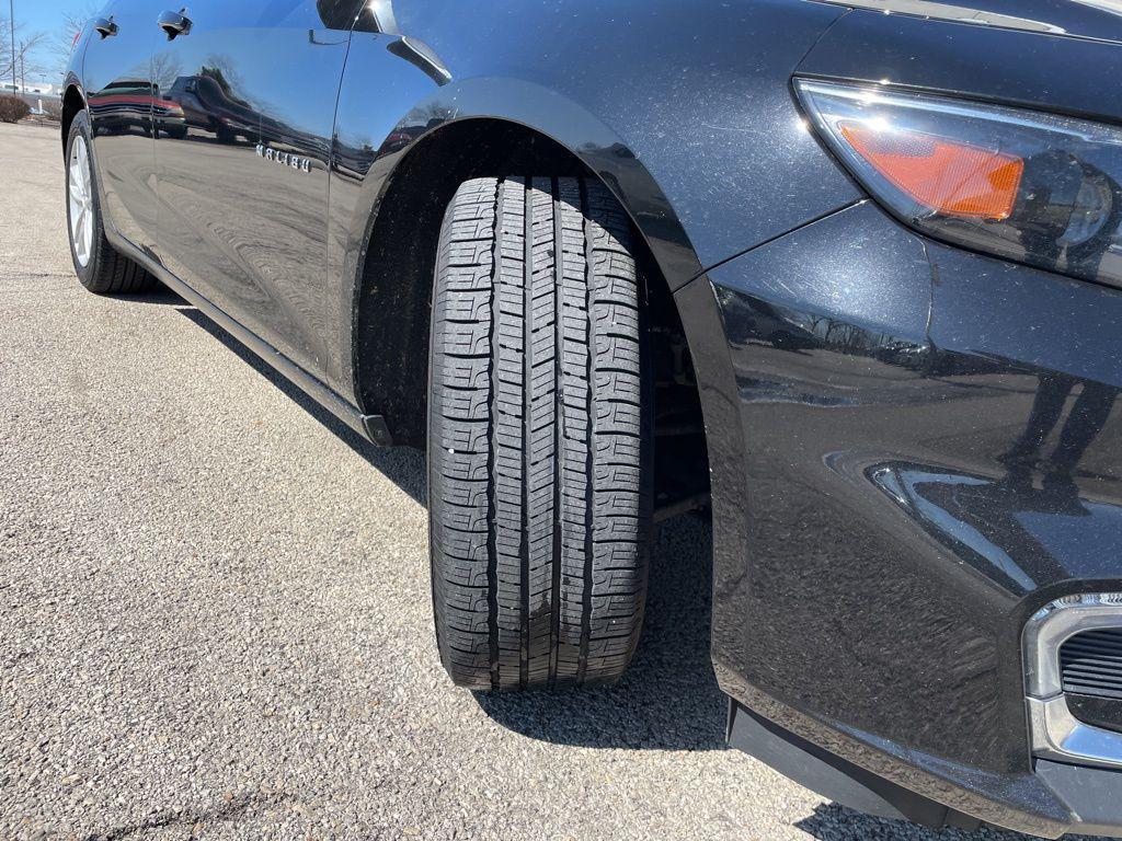 used 2018 Chevrolet Malibu car, priced at $9,499