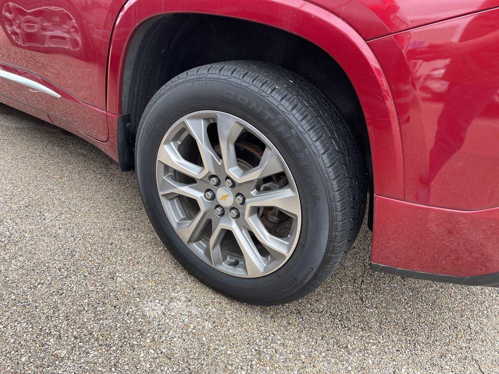 used 2019 Chevrolet Traverse car, priced at $21,986